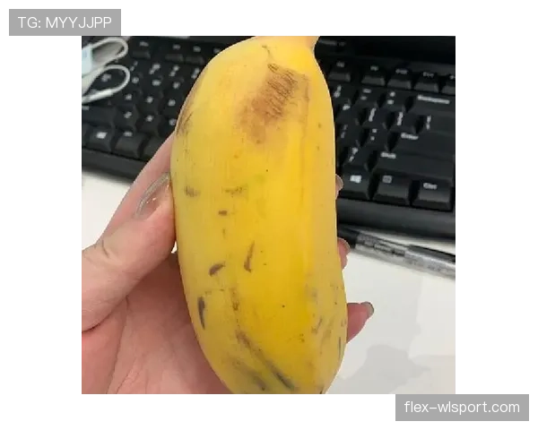 侯志慧赛前吃香蕉被拍，结果家里冰箱塞满同款进口蕉
